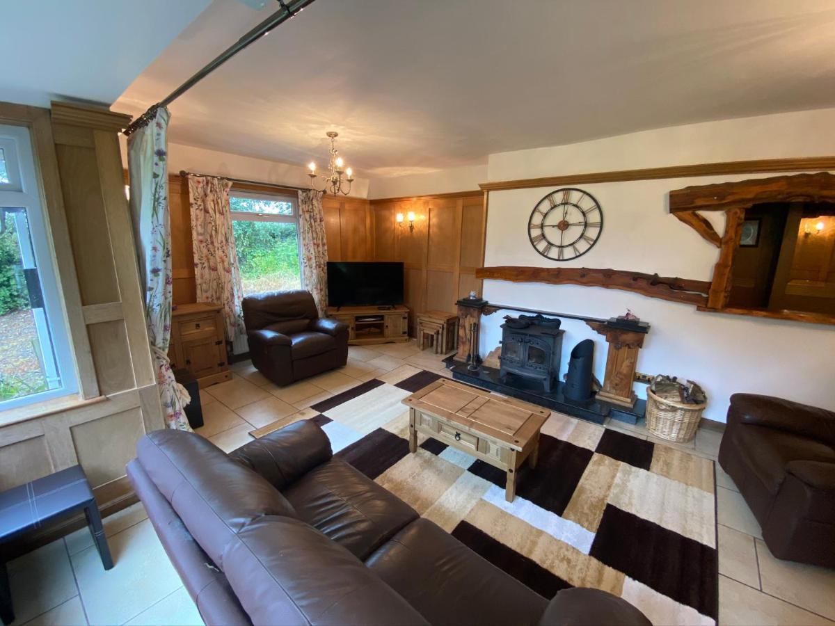 Tranquil Thornhill Cottage Retreat With Hot Tub Moniaive Eksteriør billede